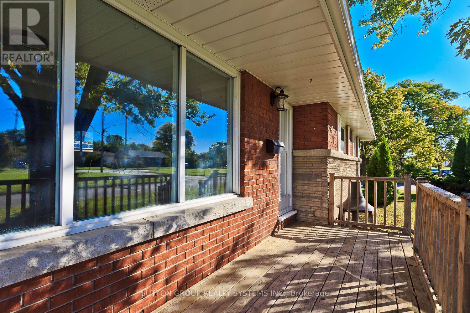 40 Jacobson Avenue Photo de la propriété 1