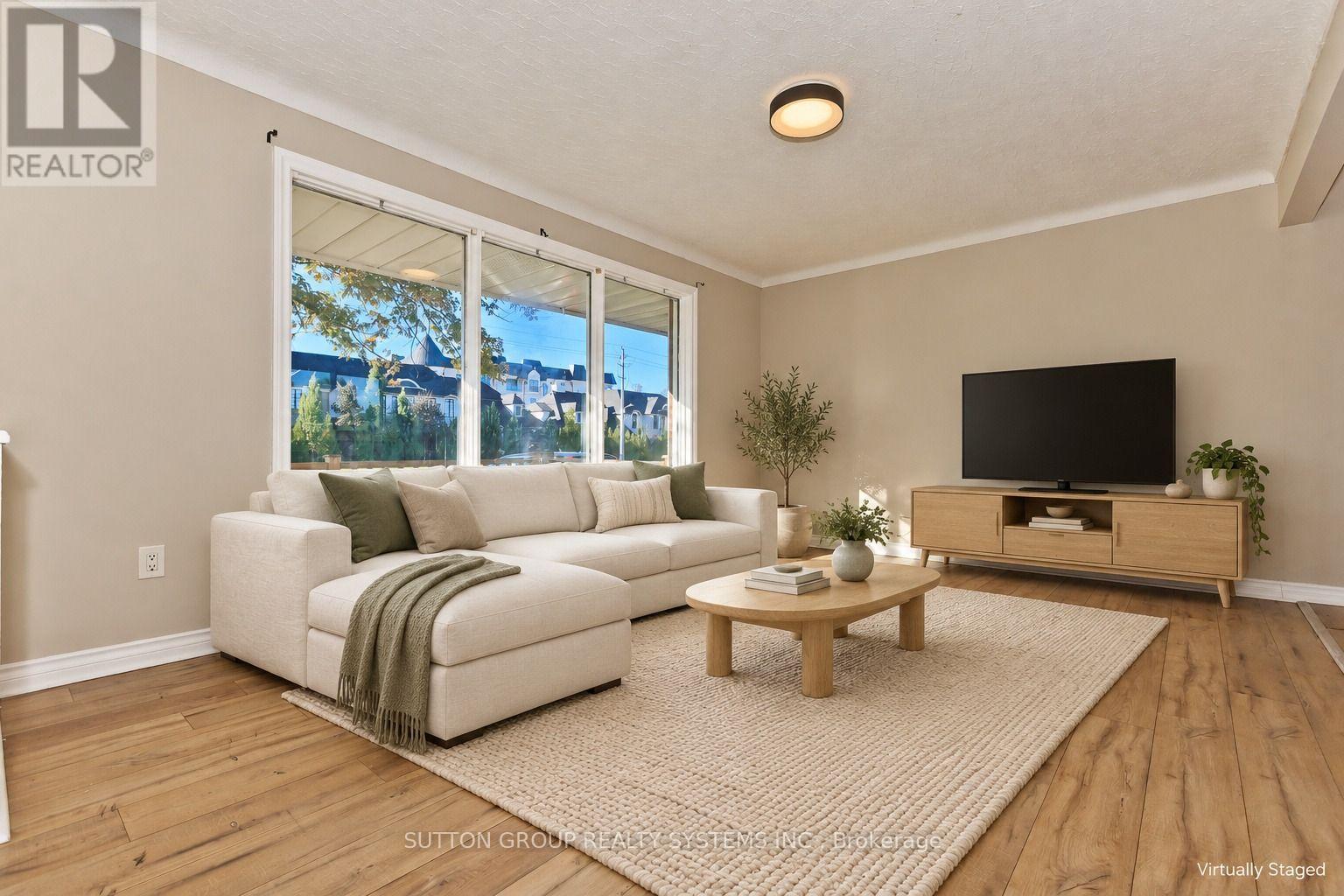 40 Jacobson Avenue Property Photo 3