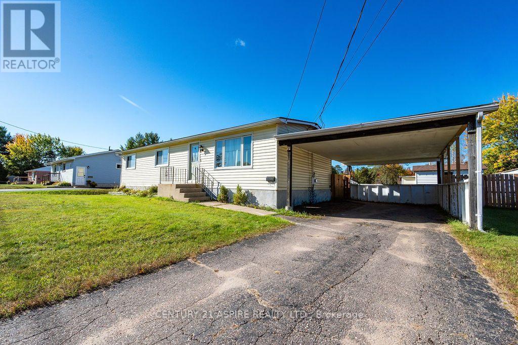 7 William Street Property Photo 2