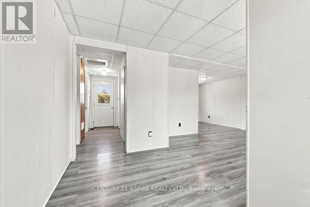 7 William Street Property Photo 4