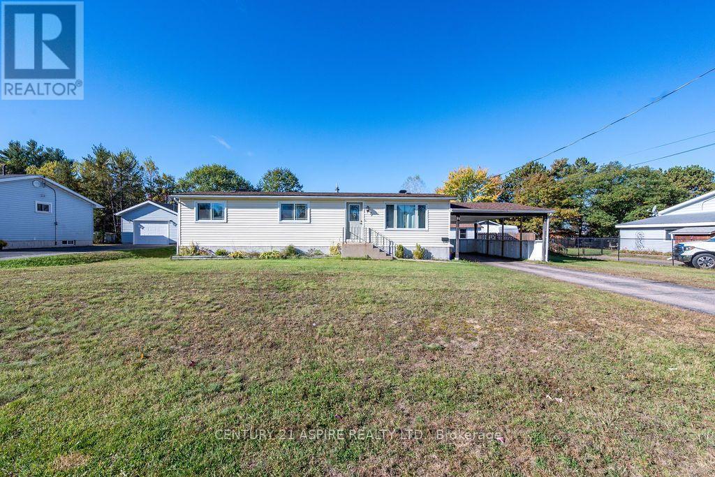 7 William Street Property Photo 49