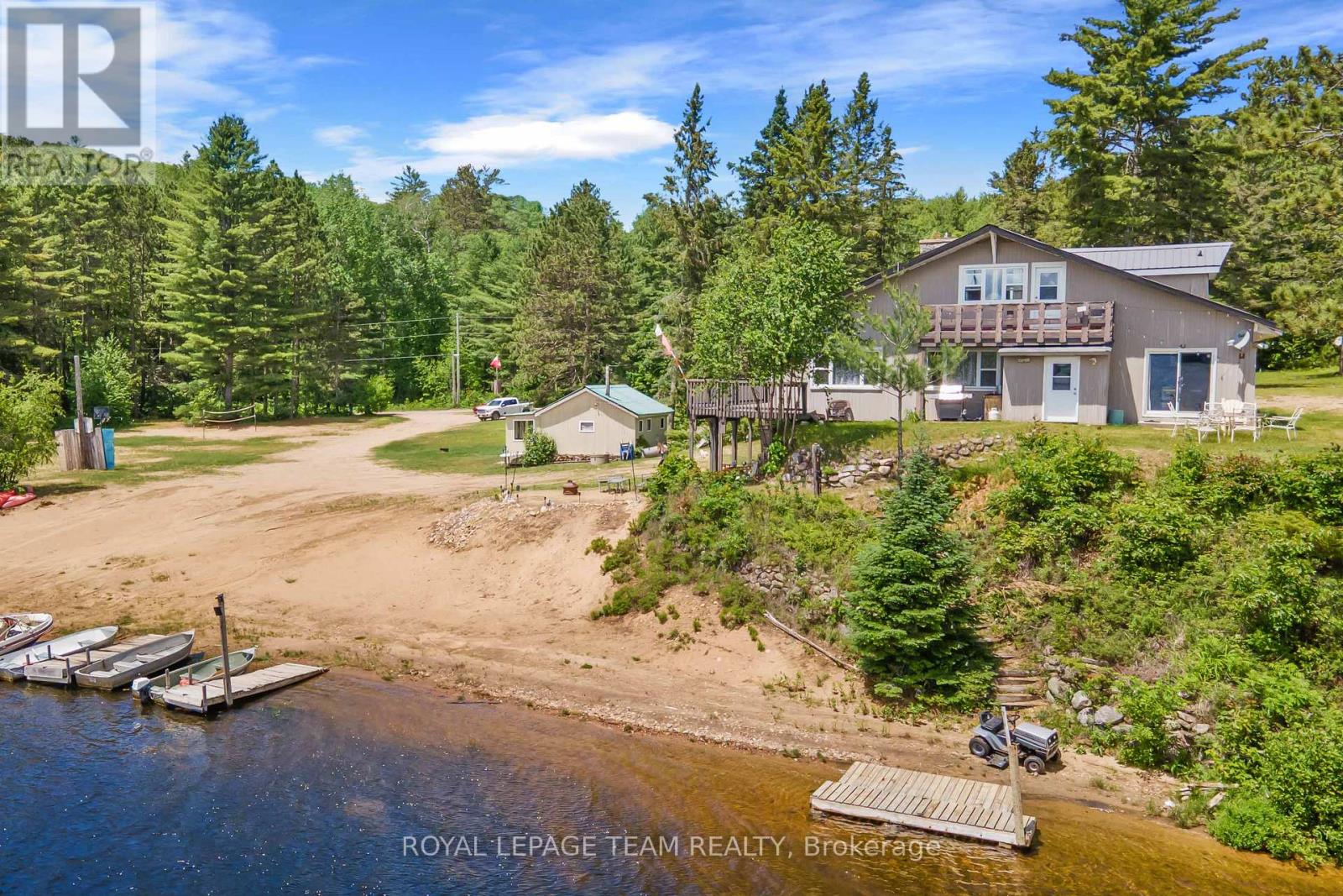682 Long Lake Road Property Photo 7