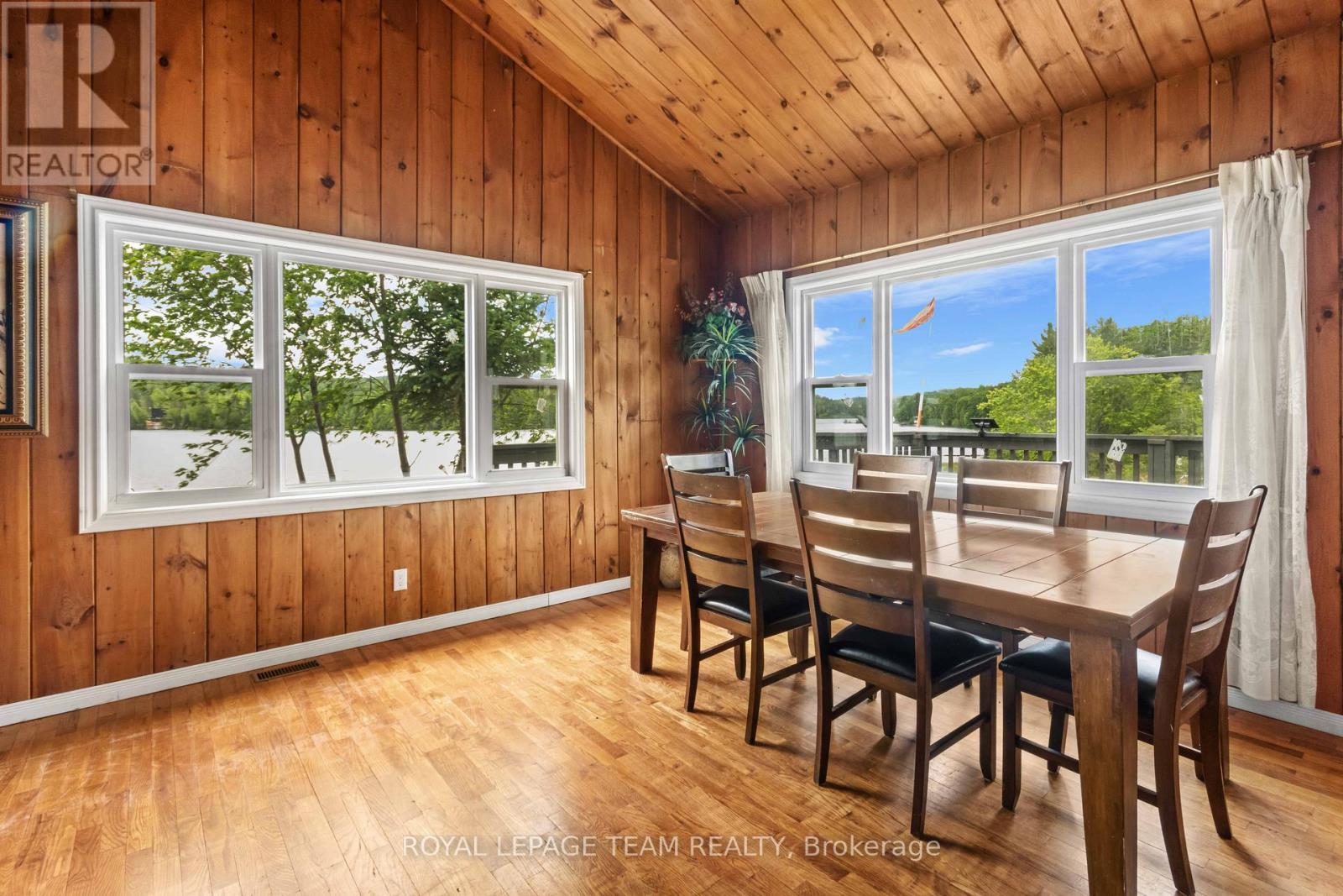 682 Long Lake Road Property Photo 10