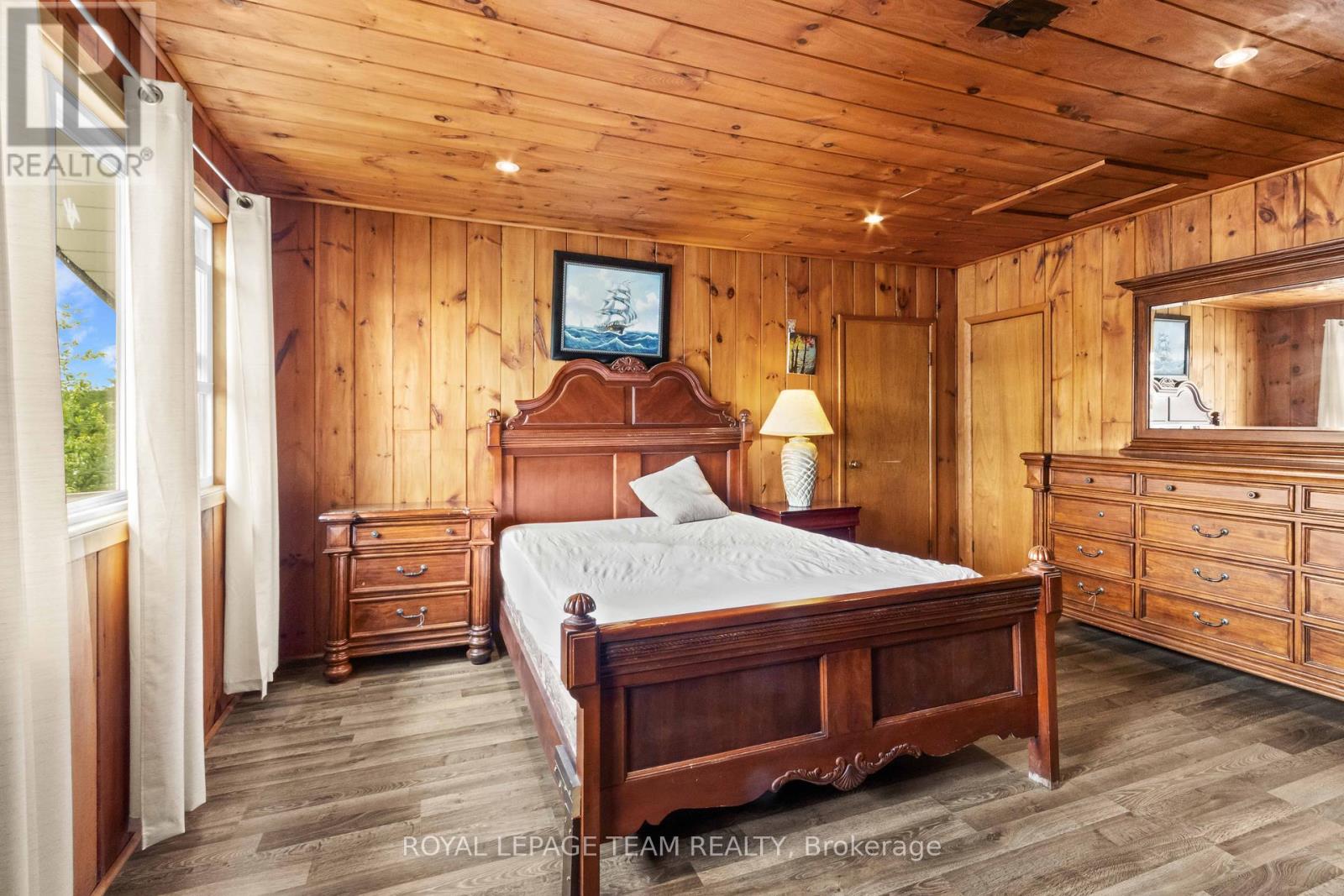 682 Long Lake Road Property Photo 27