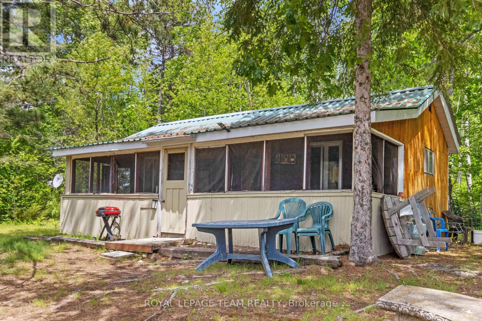 682 Long Lake Road Property Photo 42