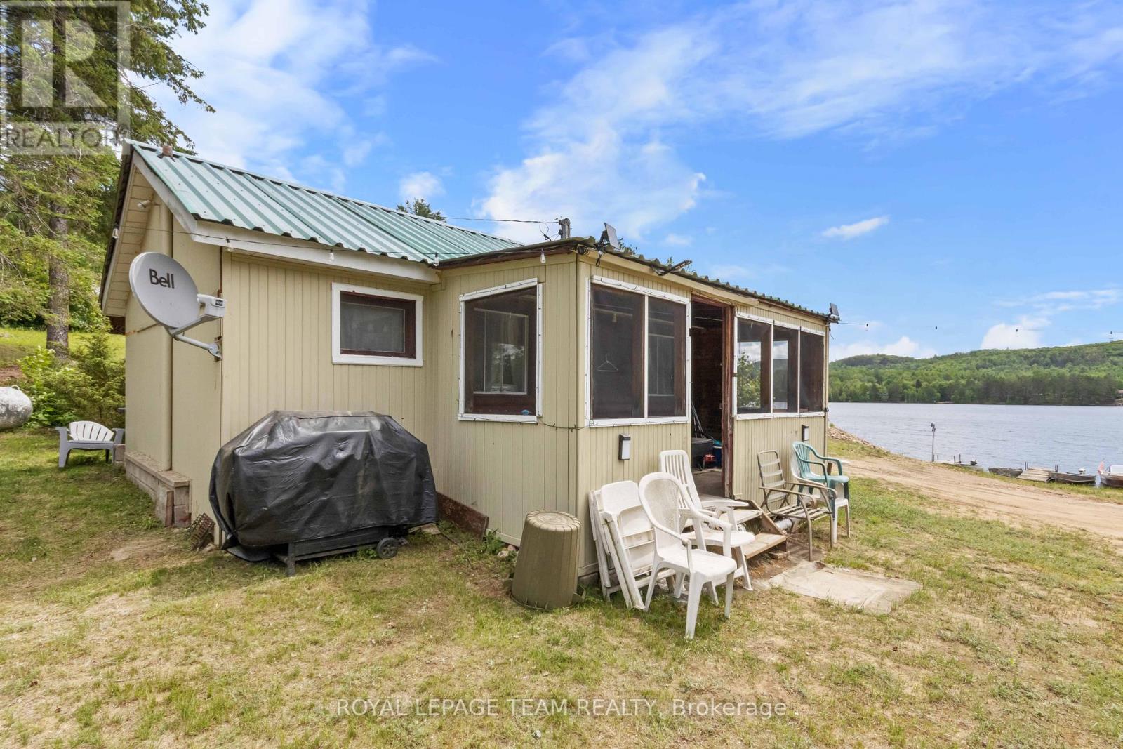 682 Long Lake Road Property Photo 44