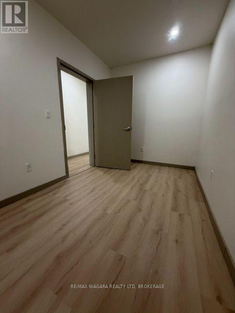 2 - 1440 Pelham Street Property Photo 10