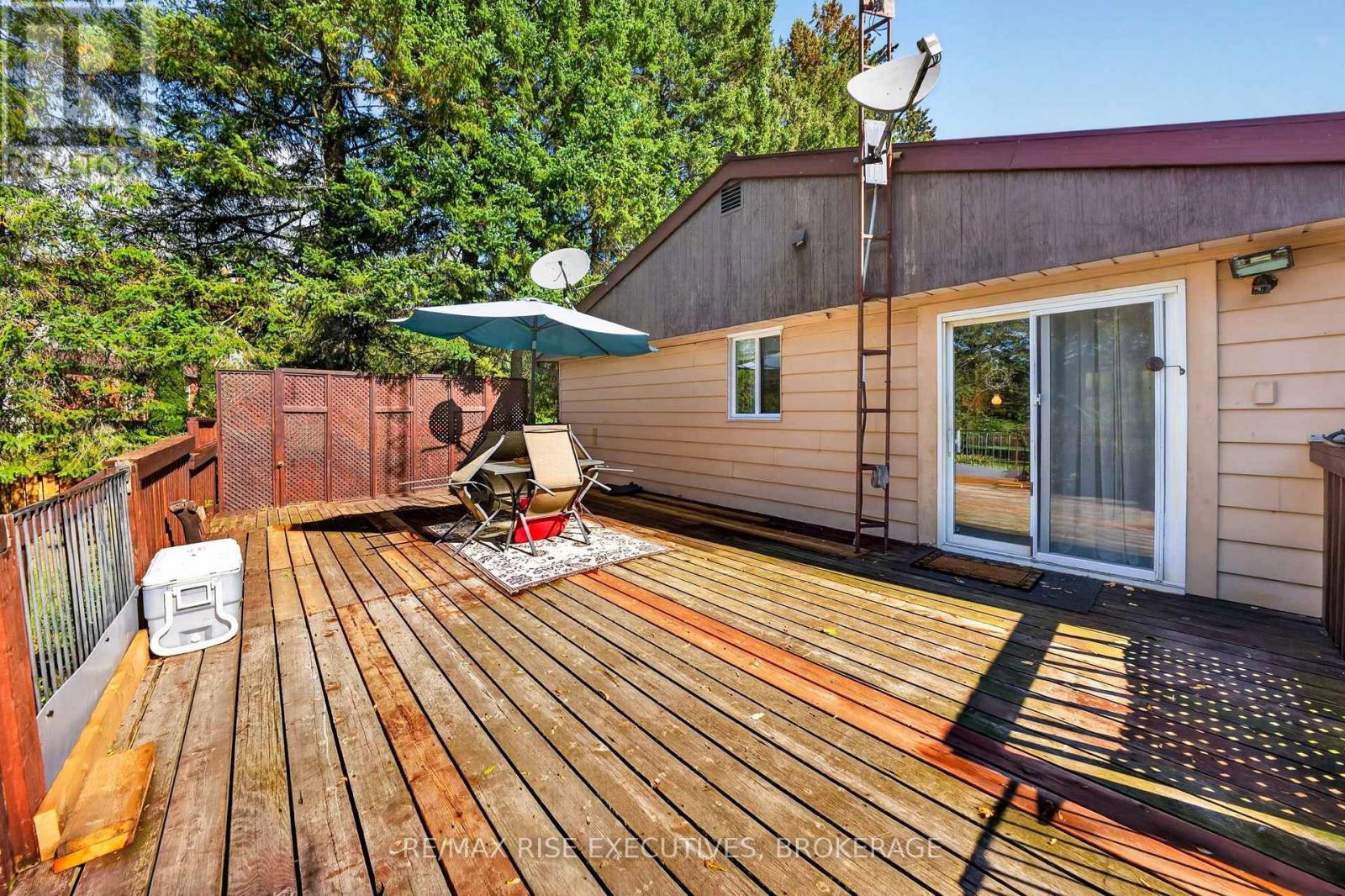 4259 Sydenham Road Property Photo 20