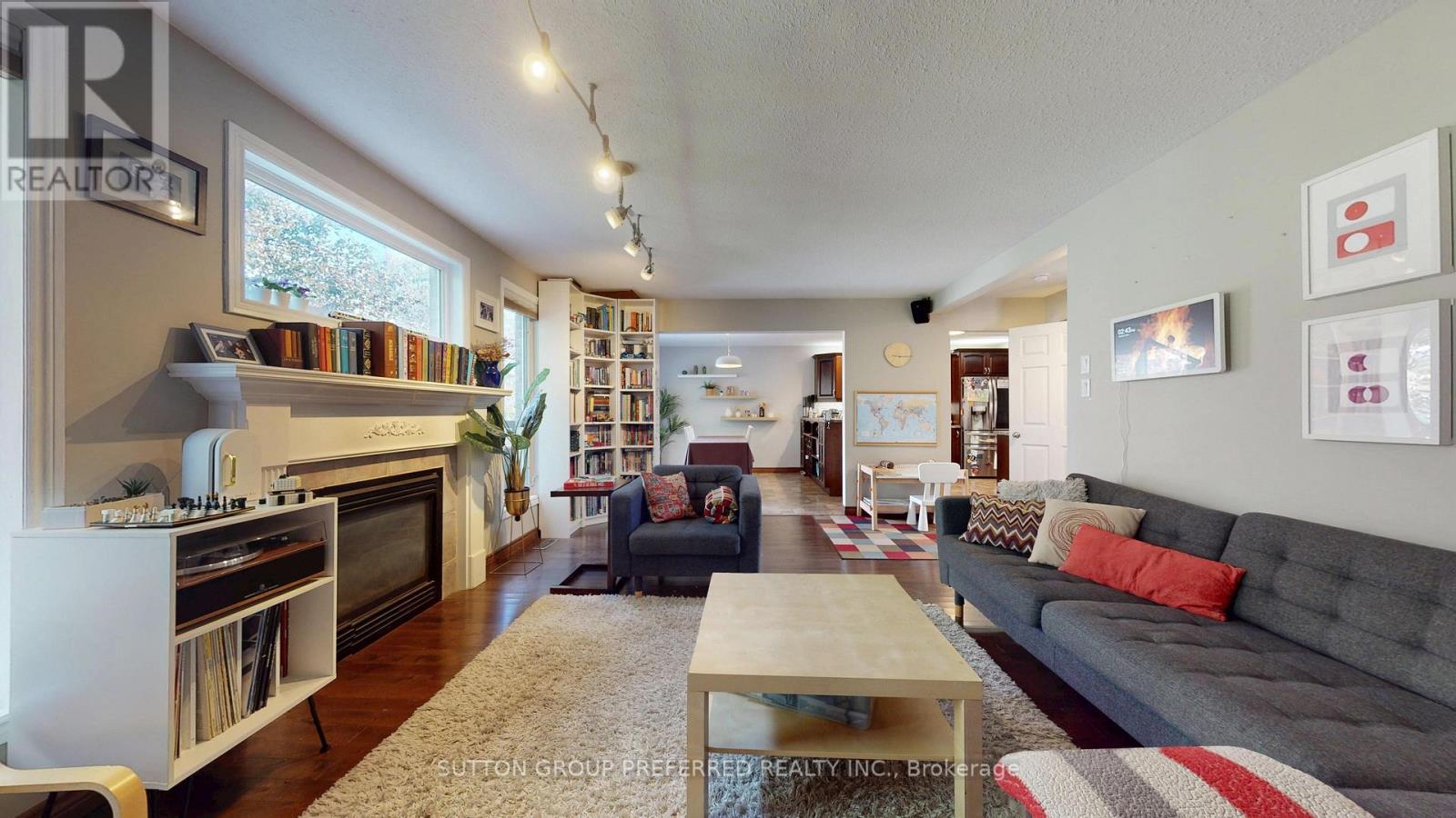 105 Richmeadow Crescent Property Photo 14
