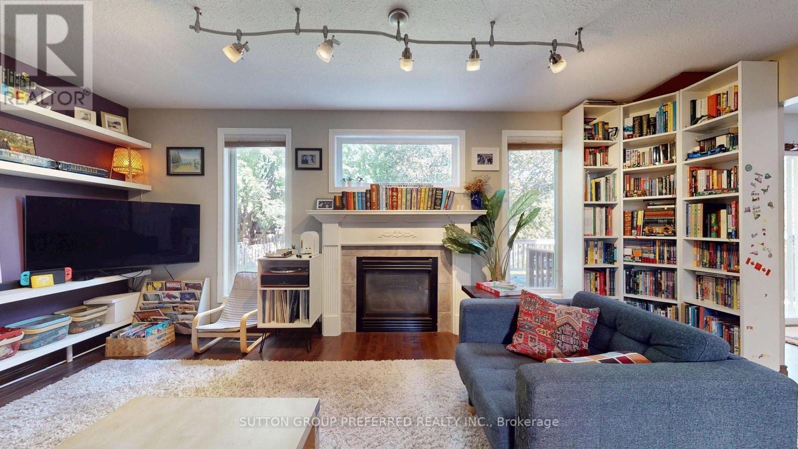 105 Richmeadow Crescent Property Photo 15