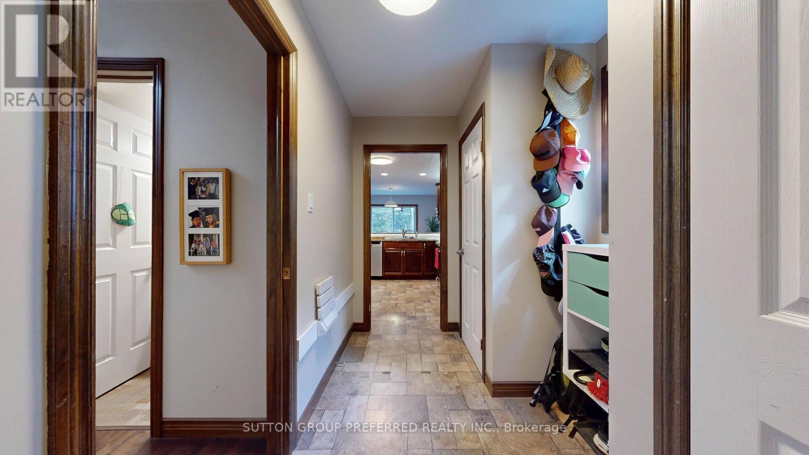 105 Richmeadow Crescent Property Photo 24
