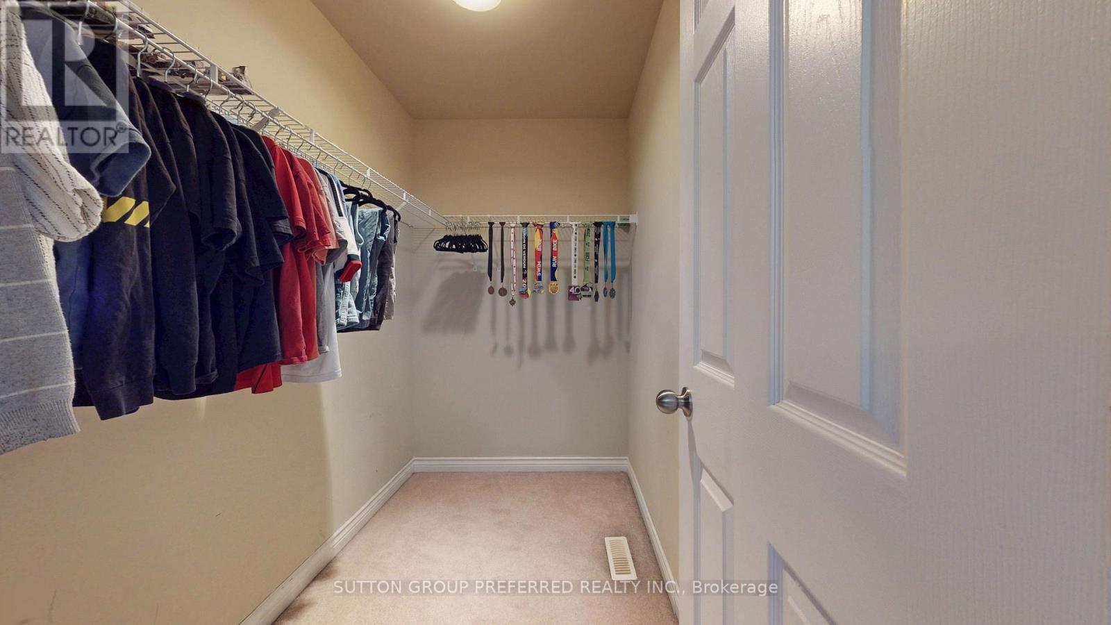 105 Richmeadow Crescent Property Photo 36