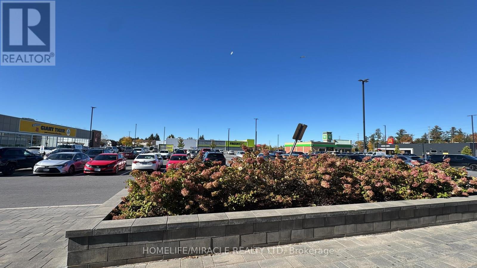 7 - 900 Watters Road Property Photo 8