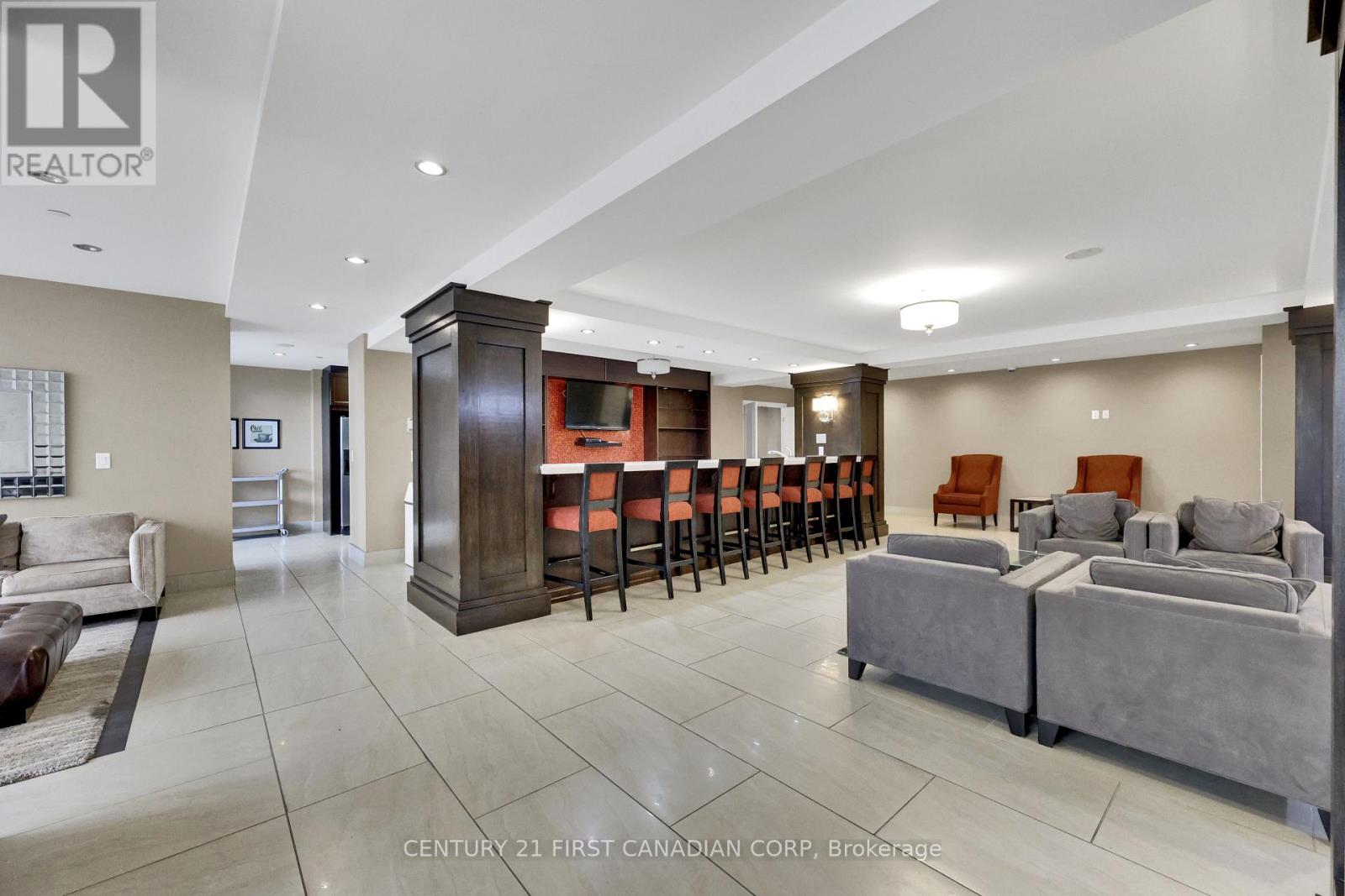 1506 - 330 Ridout Street N Property Photo 16