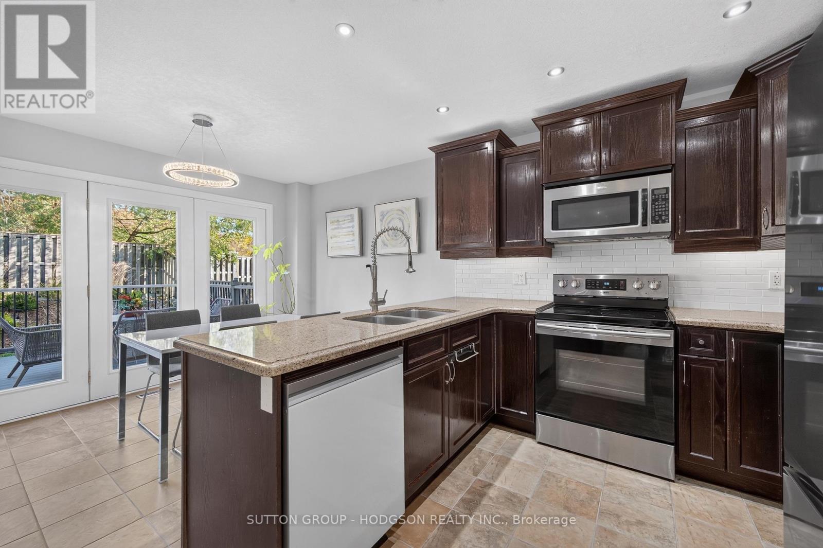 8 - 2615 Colonel Talbot Road Property Photo 7