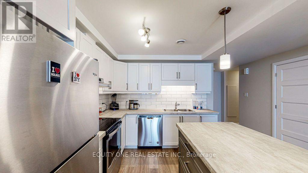 #2 - 394 Twilight Avenue Property Photo 8