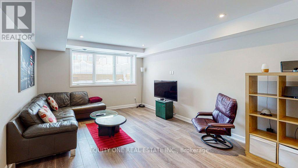 #2 - 394 Twilight Avenue Property Photo 13