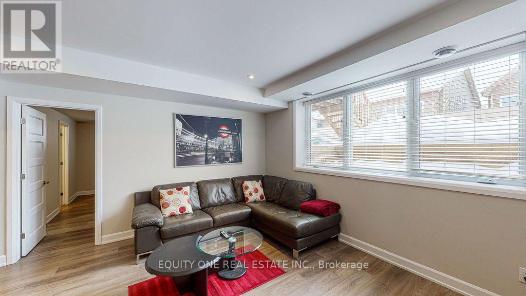 #2 - 394 Twilight Avenue Property Photo 14