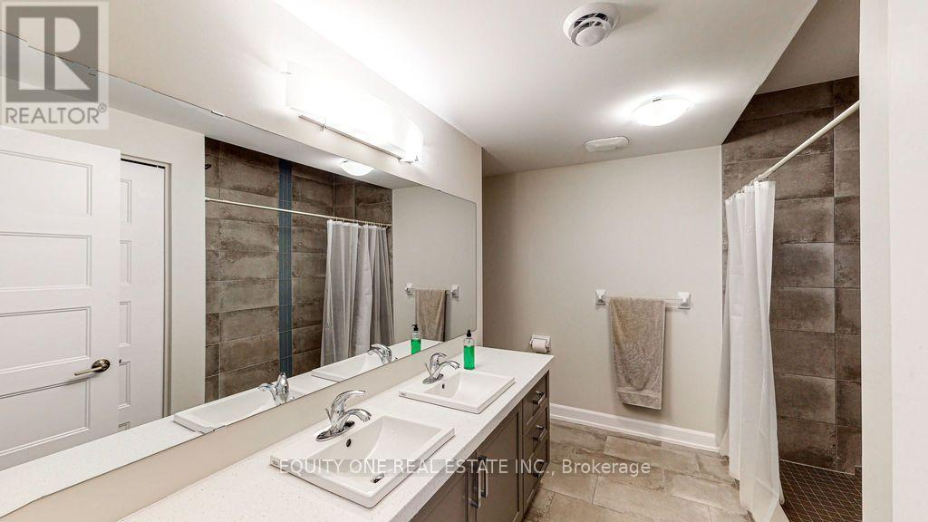 #2 - 394 Twilight Avenue Property Photo 18