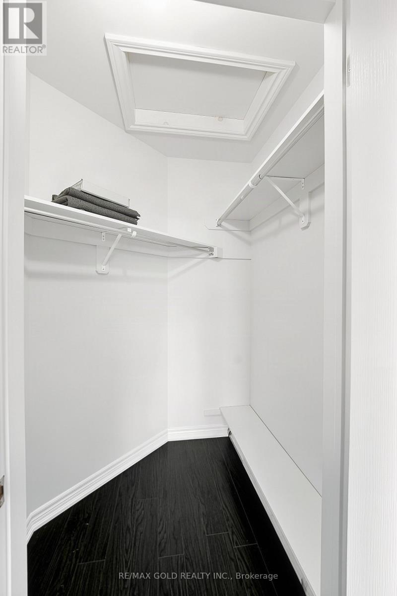 8596 Milomir Street Property Photo 22