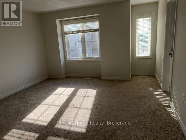 11 White Star Lane Property Photo 9