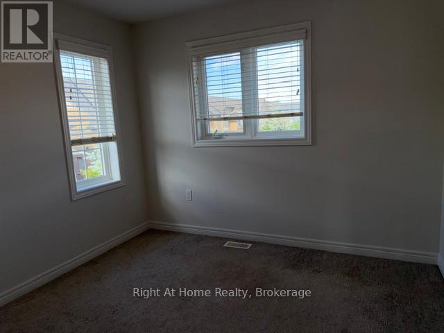 11 White Star Lane Property Photo 14