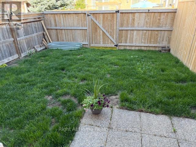 11 White Star Lane Property Photo 17