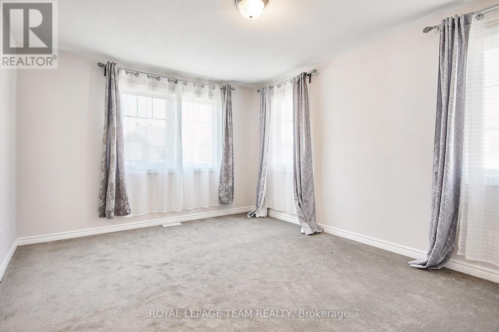 221 Merak Way Property Photo 21
