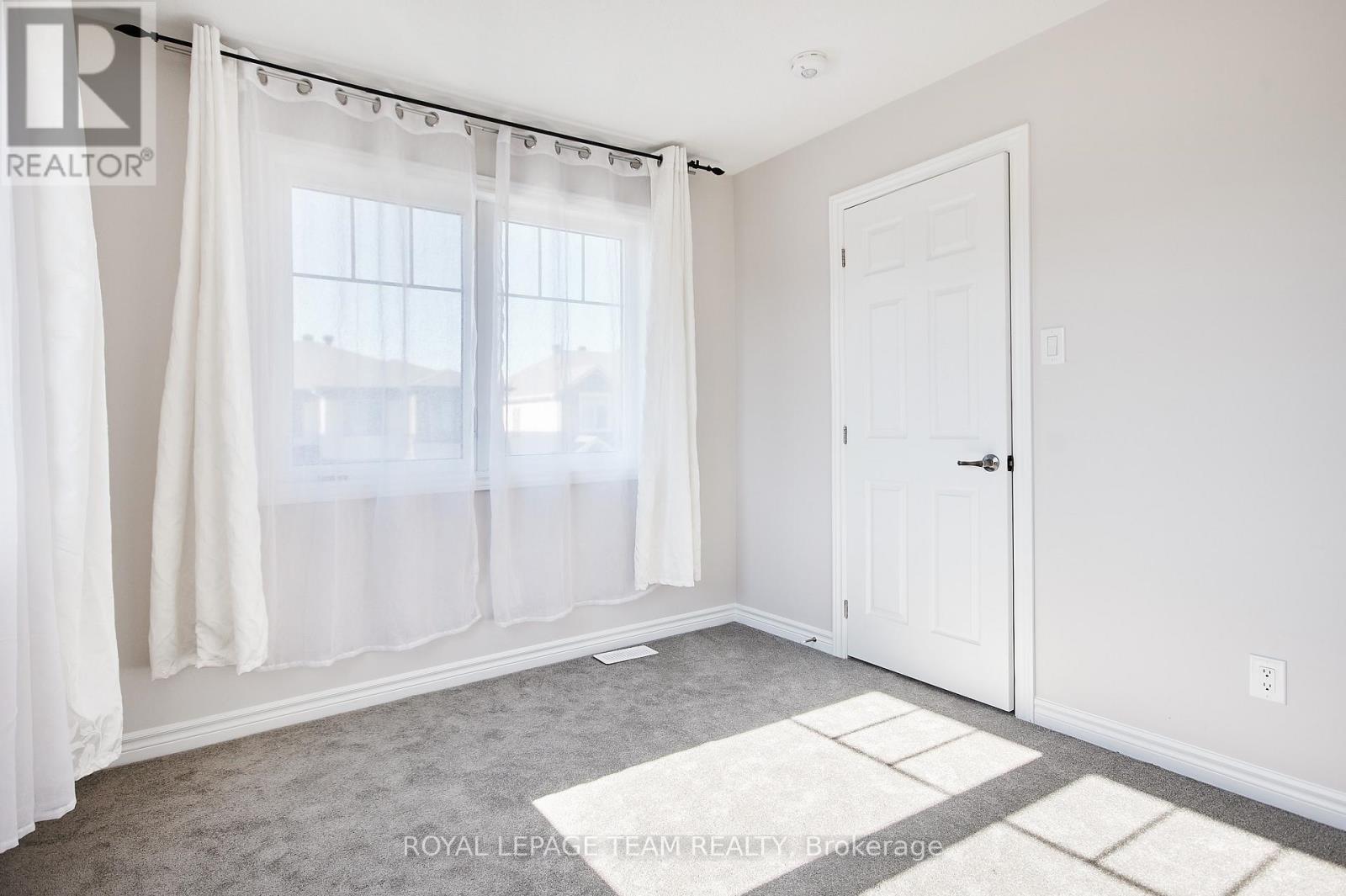 221 Merak Way Property Photo 26