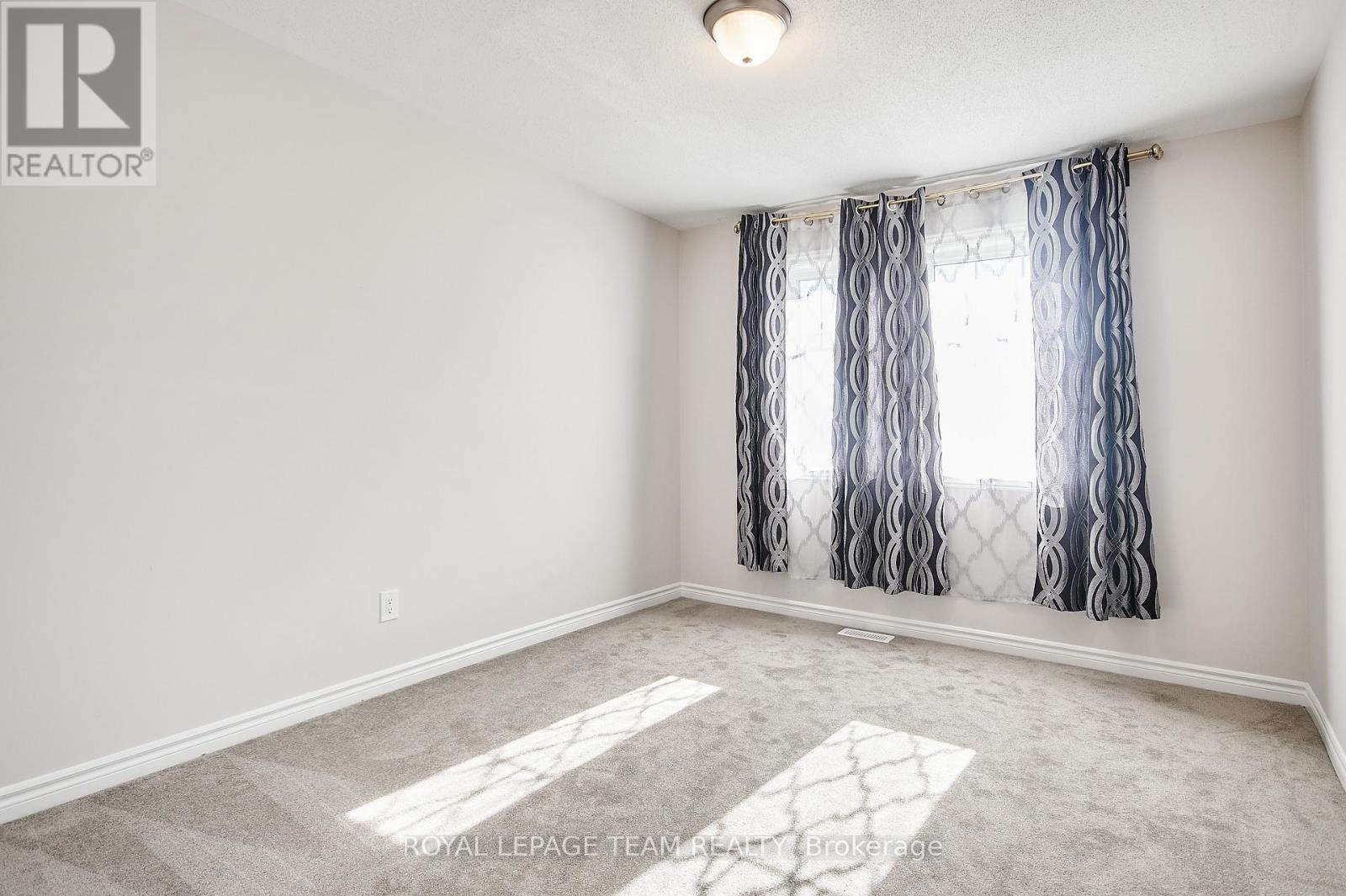 221 Merak Way Property Photo 29