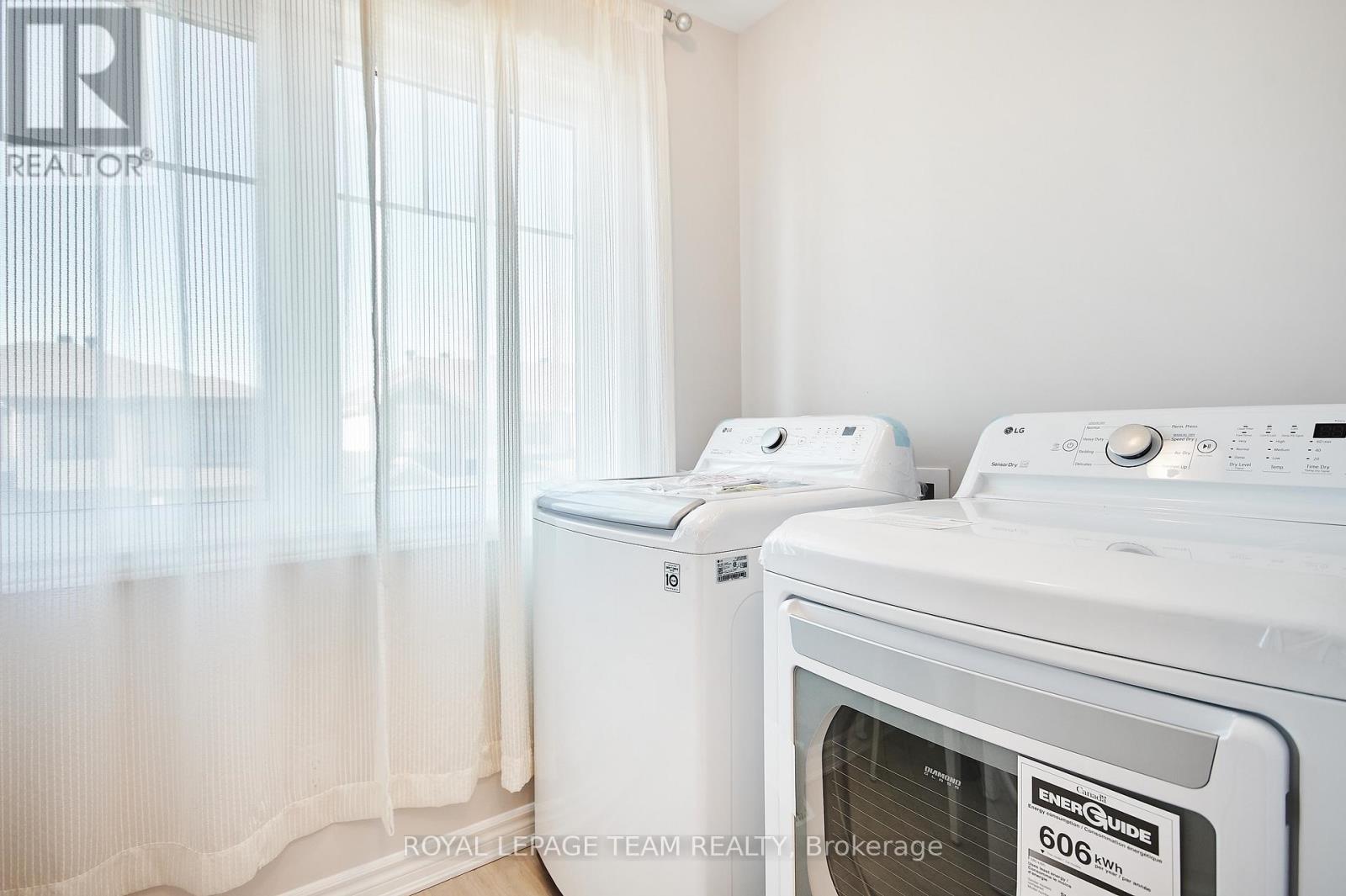 221 Merak Way Property Photo 31