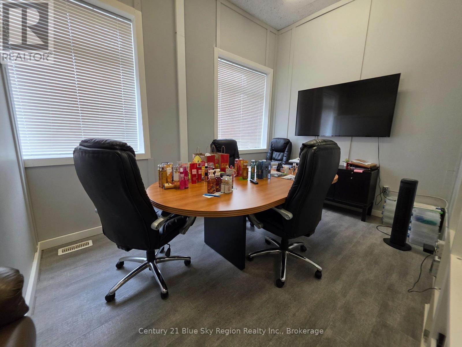173 King Street Property Photo 5