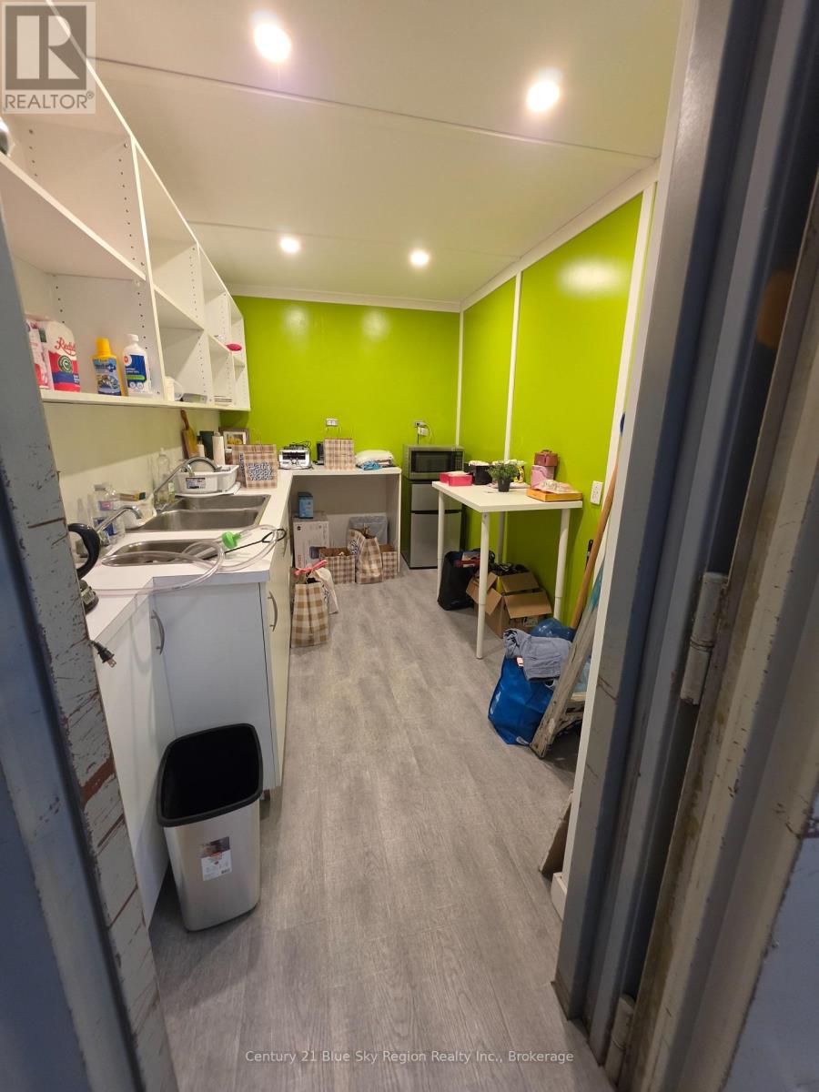 173 King Street Property Photo 7