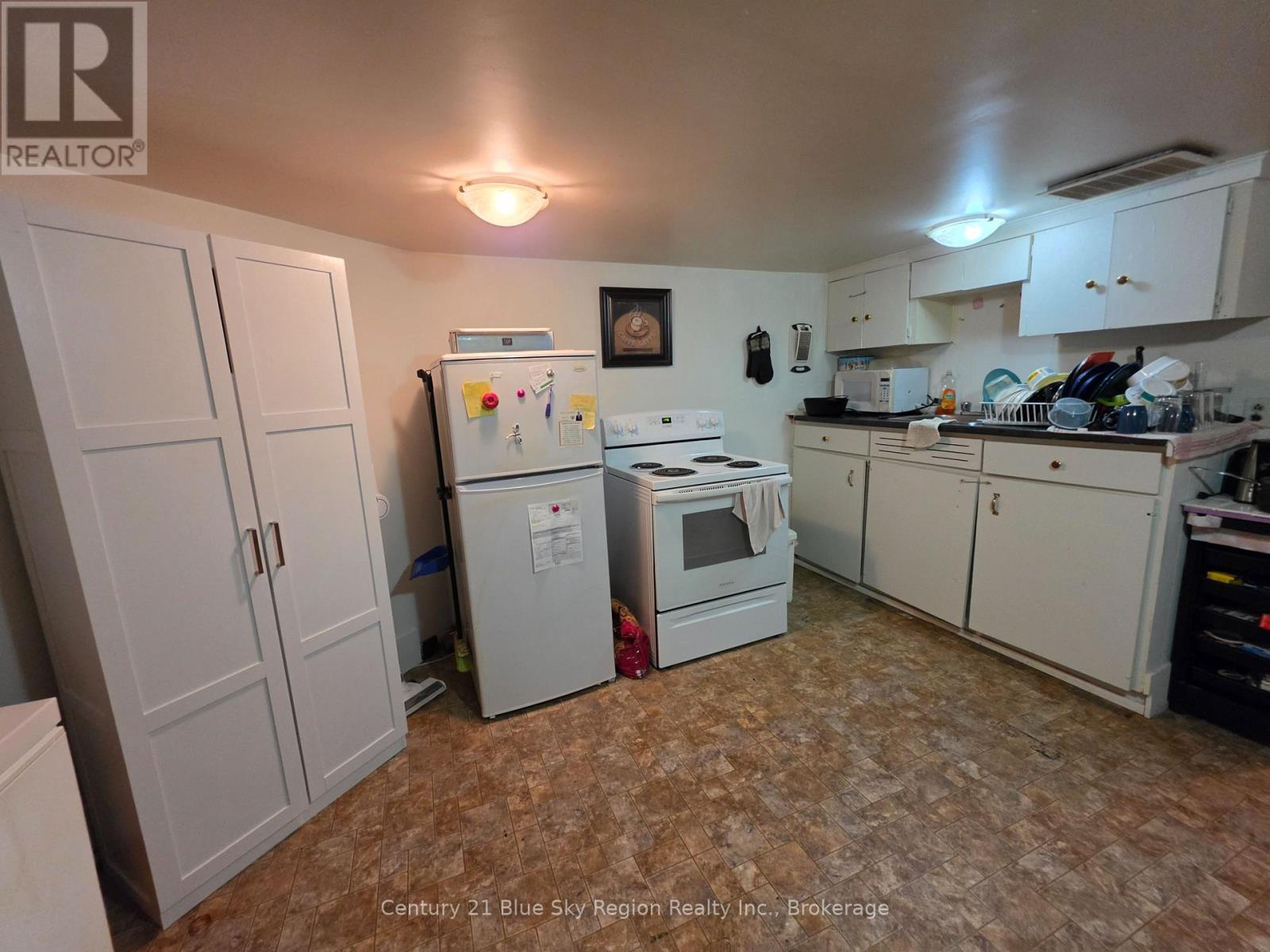 173 King Street Property Photo 11
