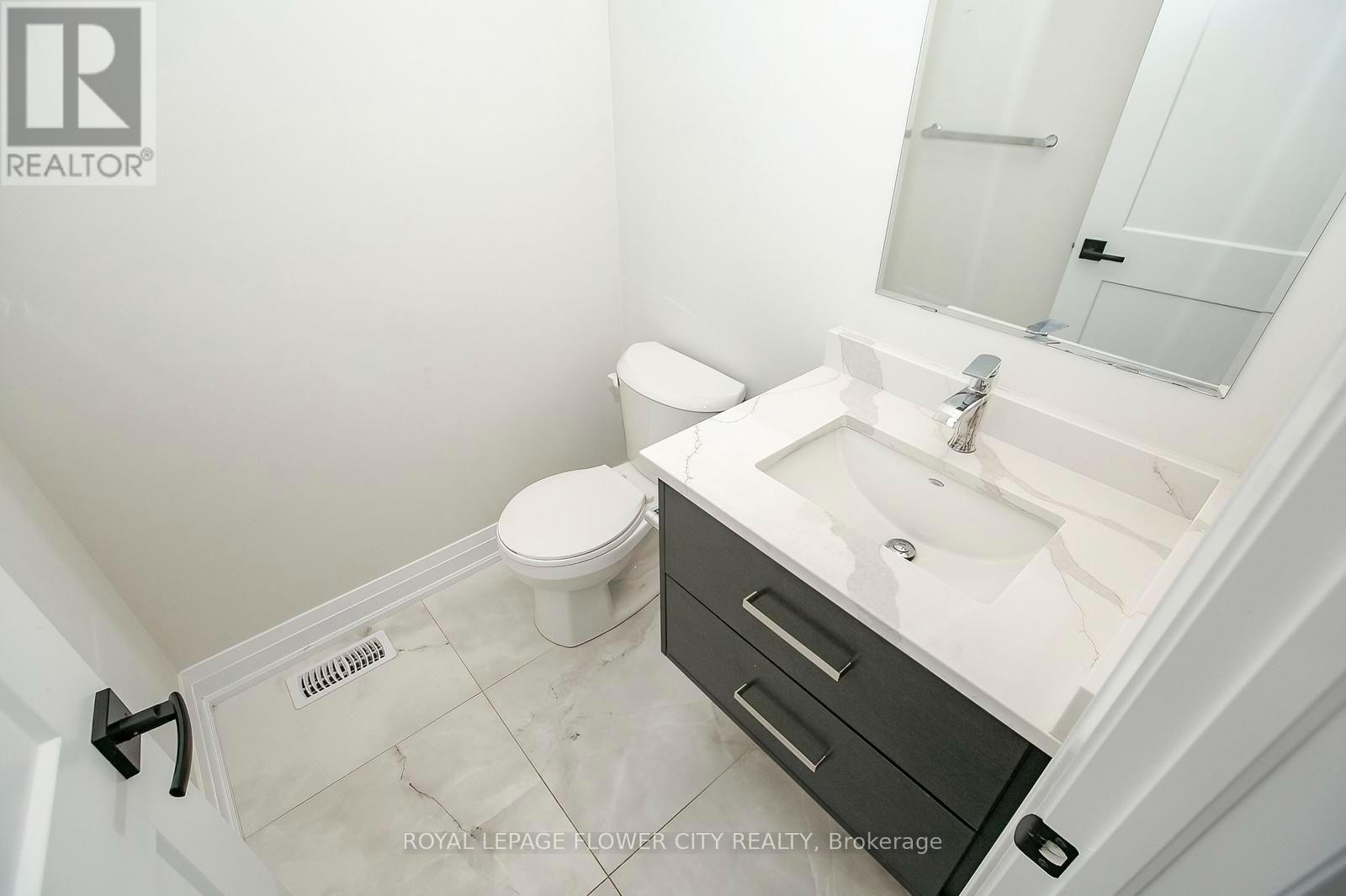 174 Shaded Creek Drive Property Photo 17