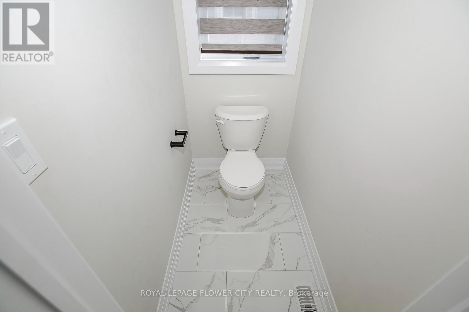 174 Shaded Creek Drive Property Photo 31
