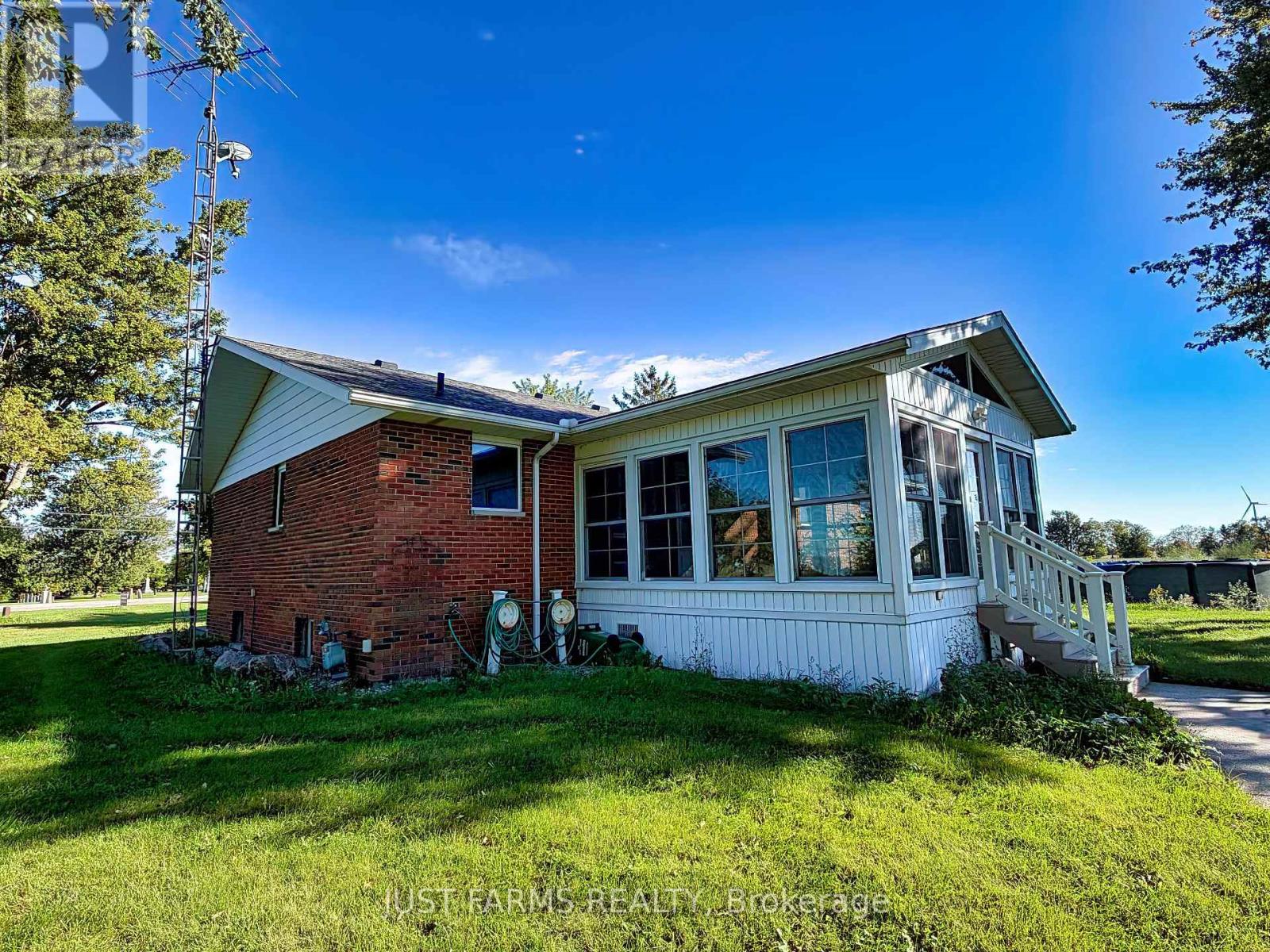 21225 County 46 Road Property Photo 16
