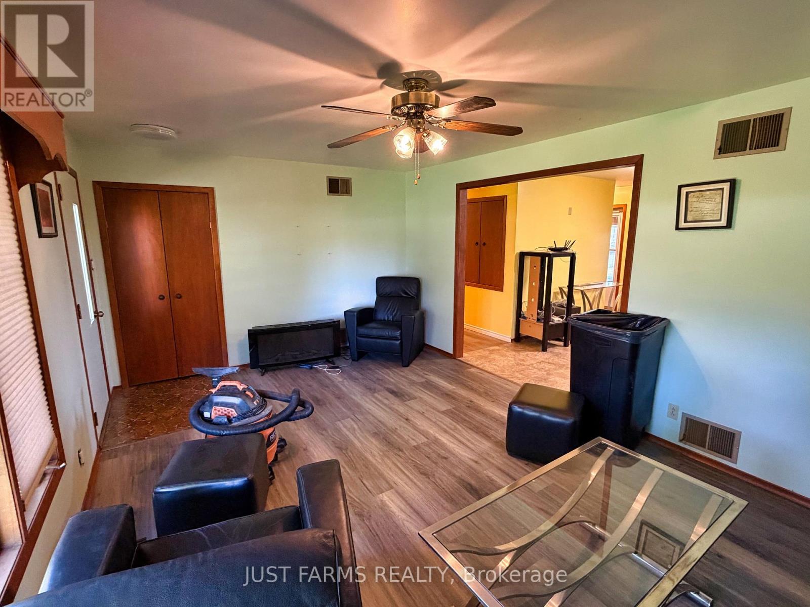 21225 County 46 Road Property Photo 22
