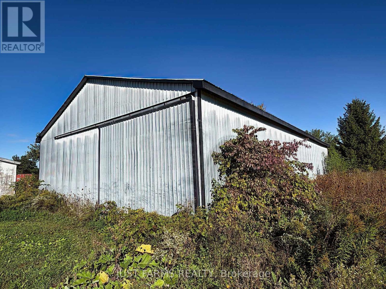 21225 County 46 Road Property Photo 9