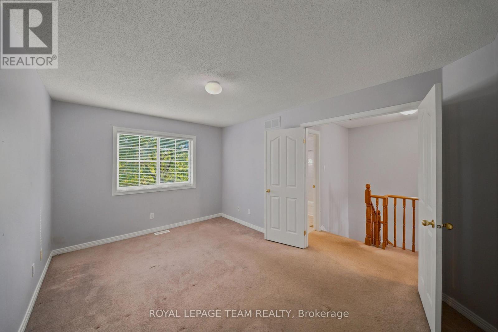 965 Markwick Crescent Property Photo 13