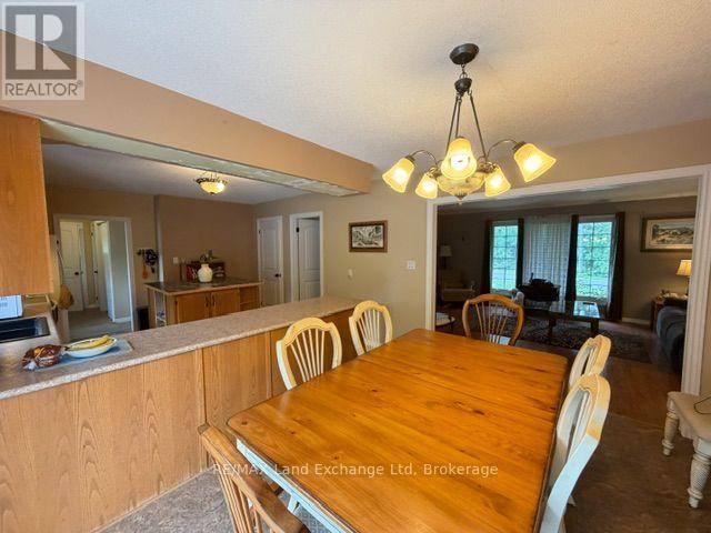 115 Victoria Street W Property Photo 7