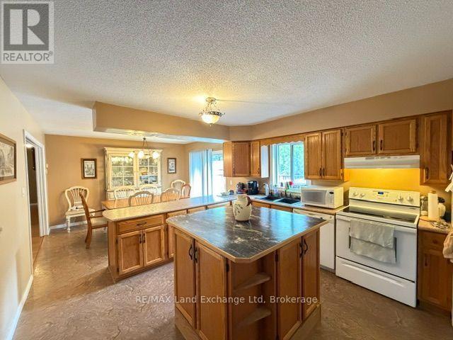 115 Victoria Street W Property Photo 9