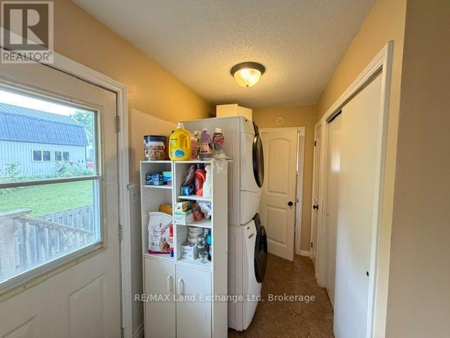 115 Victoria Street W Property Photo 14