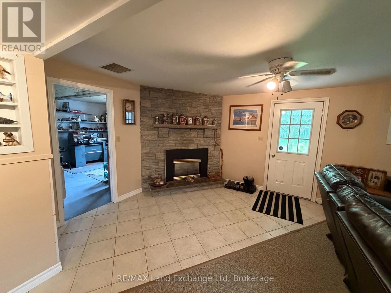 115 Victoria Street W Property Photo 21
