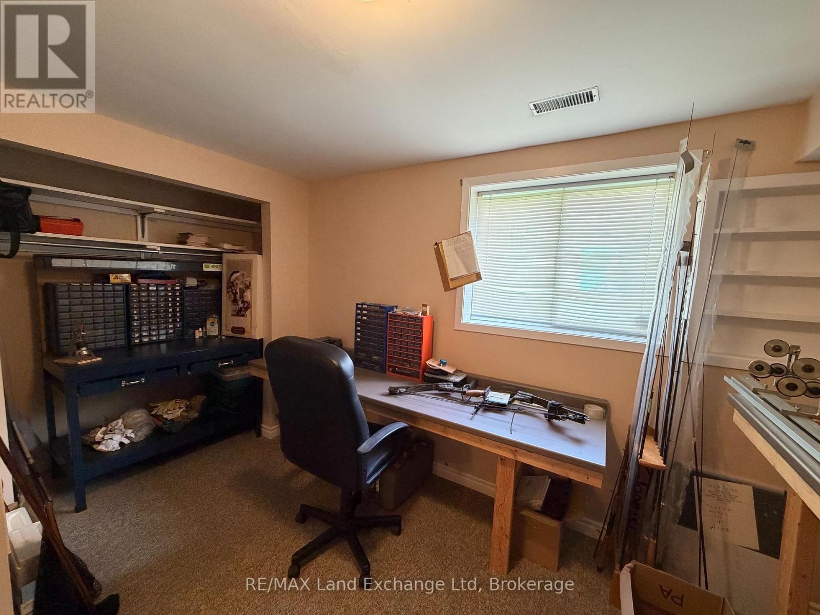 115 Victoria Street W Property Photo 24