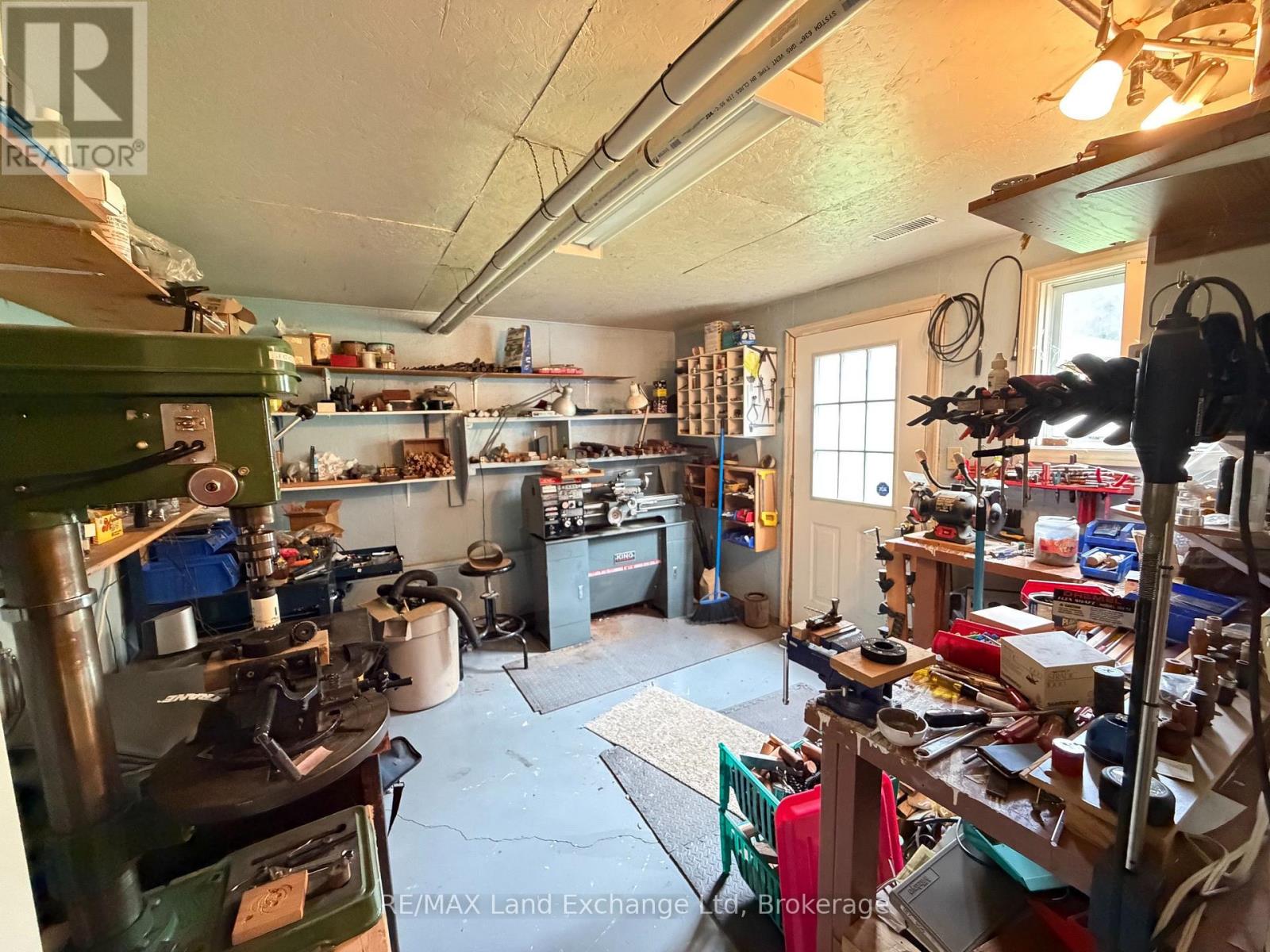 115 Victoria Street W Property Photo 26