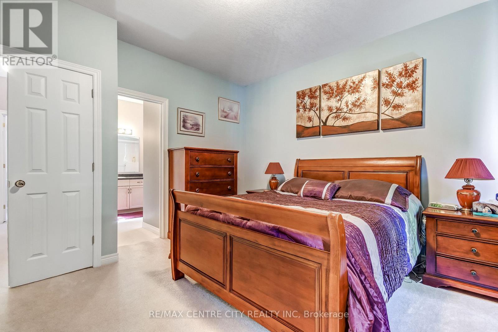 22 Harrington Crescent Property Photo 16