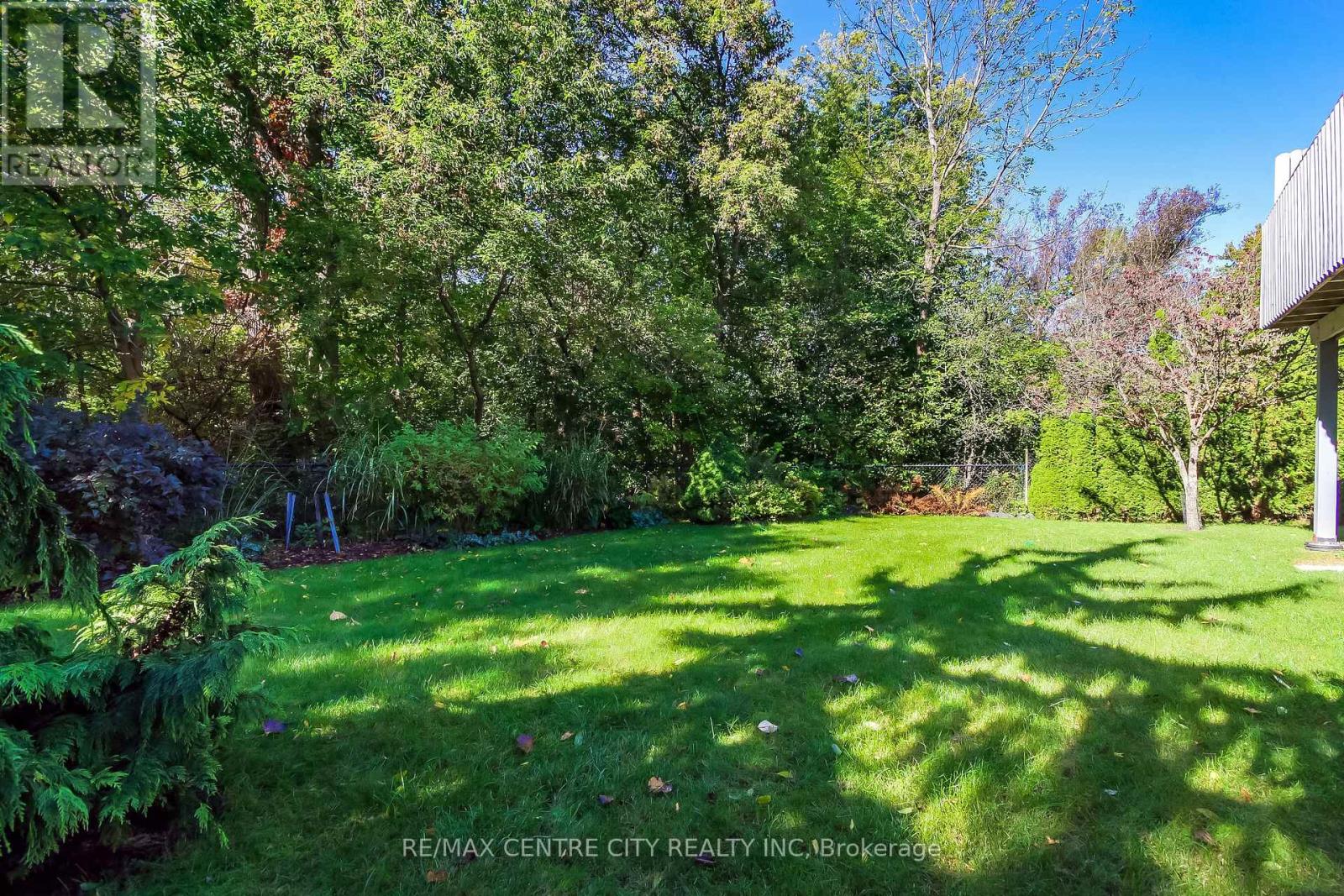 22 Harrington Crescent Property Photo 25