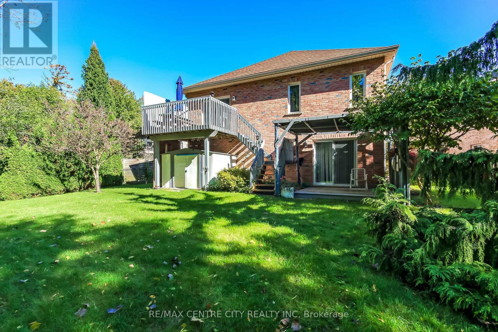 22 Harrington Crescent Property Photo 27