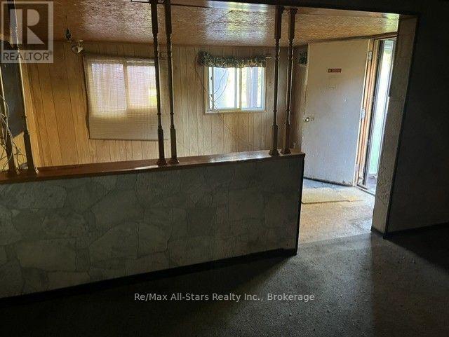 485 Mark Street Property Photo 7